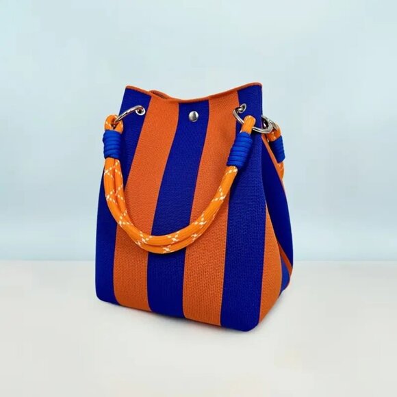 NWT - Vibrant Vintage-Inspired Bucket Tote (SKU #0483) - Picture 3 of 5